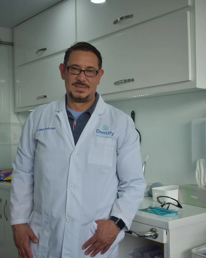 Dr. Bruno Modelo